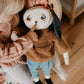 bébé montre le visage triste de pipouette