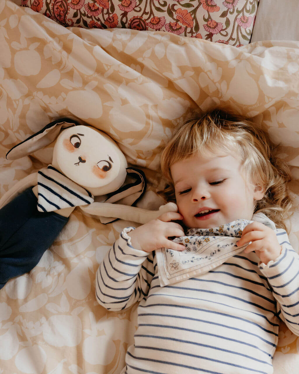 calin bébé et pipouette