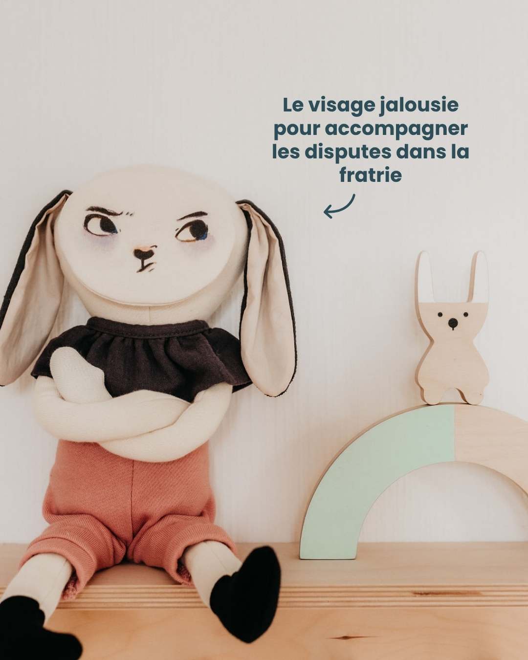 pipouette avec le visage jalousie 