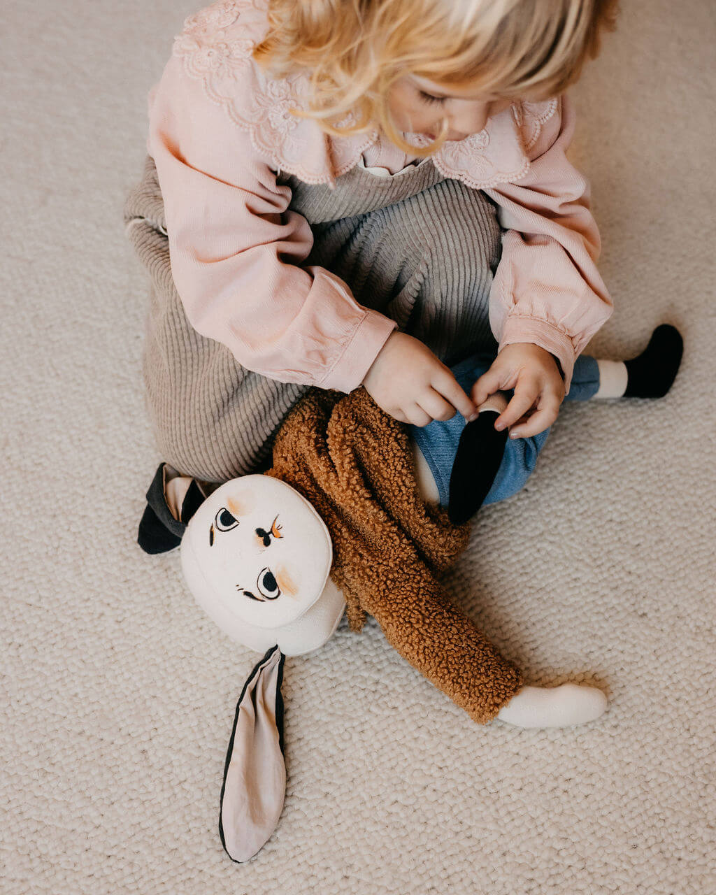 petite fille habille pipouette